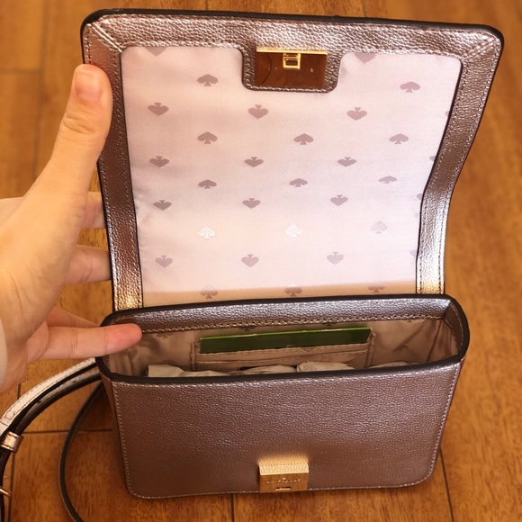 🥳NWT Kate Spade Purse🥳 - Picture 4 of 9